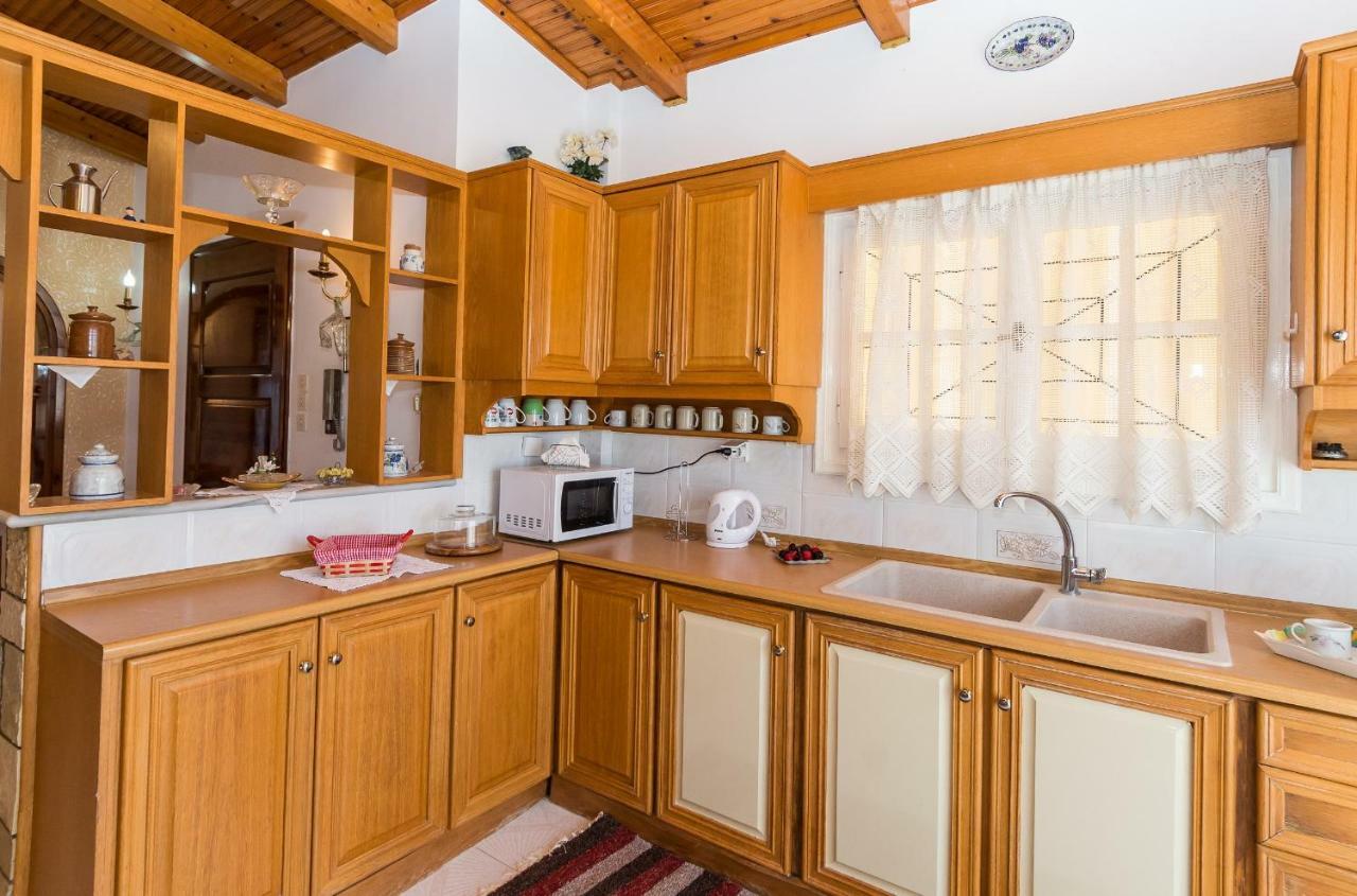 Villa Anna Apartments - 550M From The Beach, By Zantewize Vasilikos  Ngoại thất bức ảnh